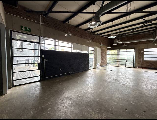 500M² OFFICE TO LET IN MILPARK
